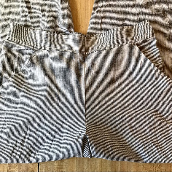 MAX STUDIO Wide Leg Cropped Pants Linen Blend Striped Navy Blue Cream - Picture 2 of 9